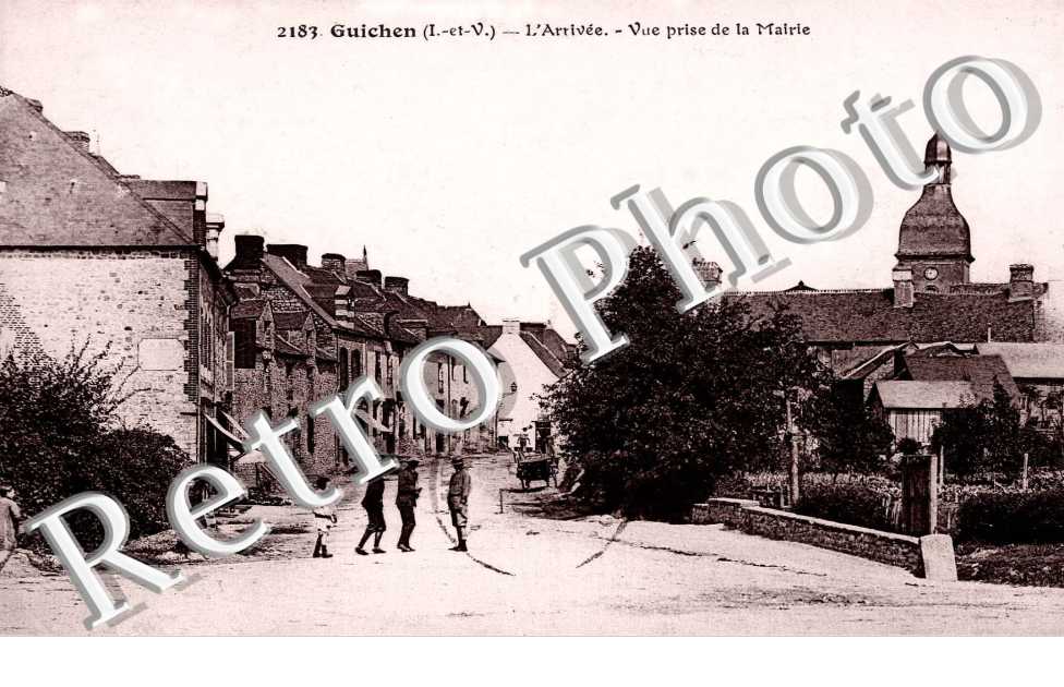 l&#039;arrivee, vue prise de la mairie