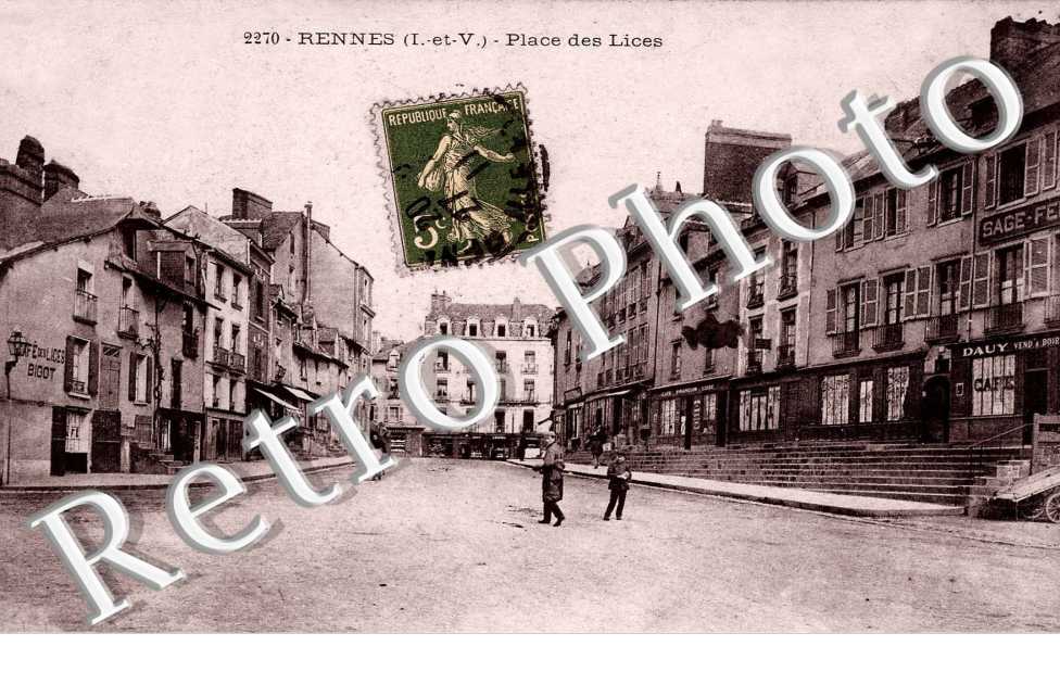 PLACE DES LICES