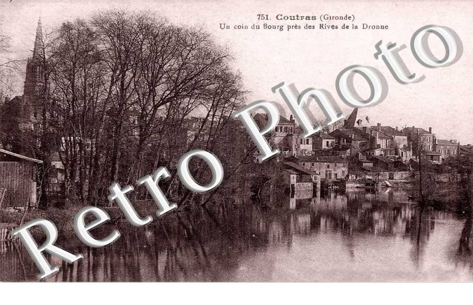 un coin du bourg pres des rives de la Dronne