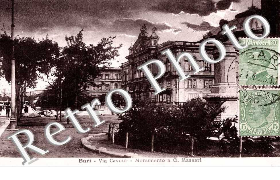 Via Cavour - Monumento a G. Massari