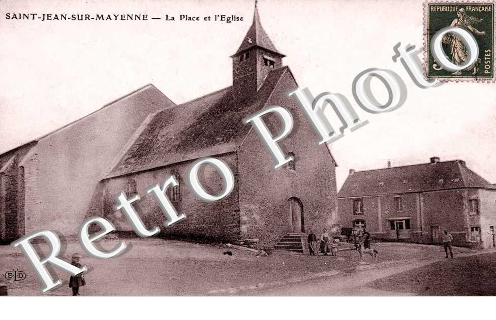 la place et l&#039;eglise