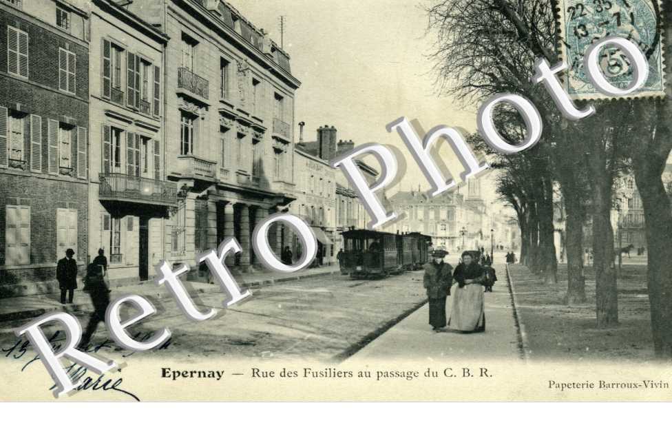 rue des Fusiliers au passage du C.B.R.
