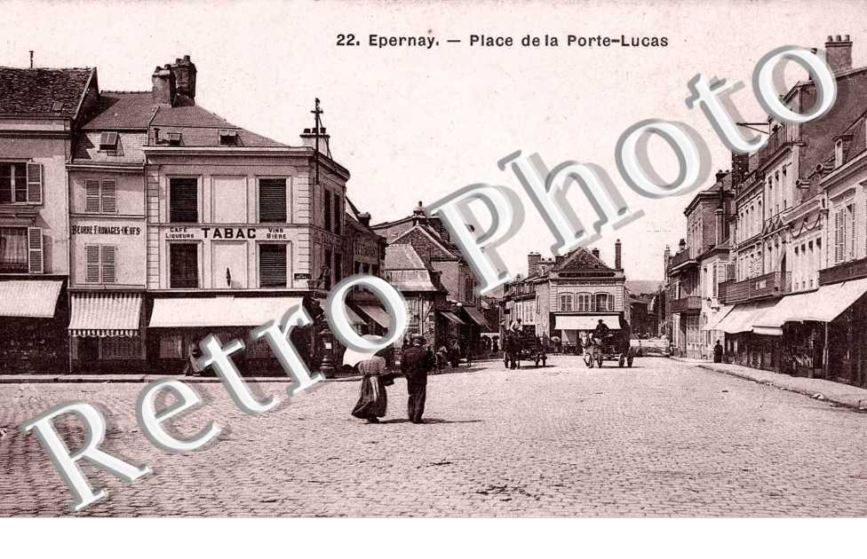 place de la Porte Lucas