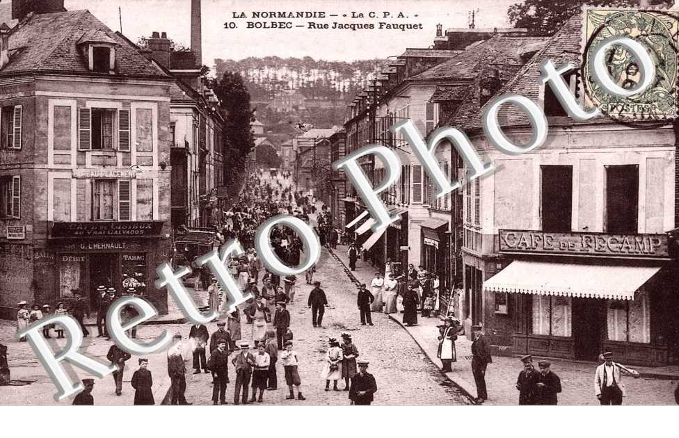 rue jacques Fauquet