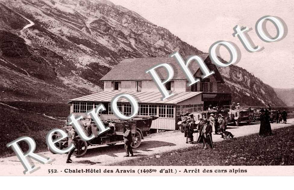 Chalet hotel des Aravis. arret des cars alpins