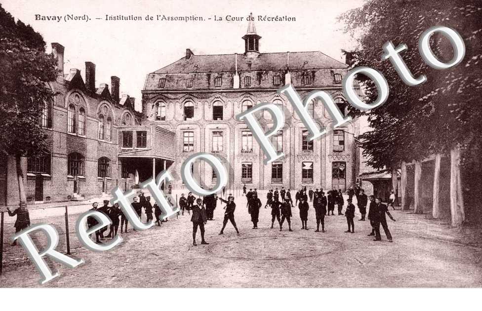 Institution de l&#039;Assomption, cour de recreation