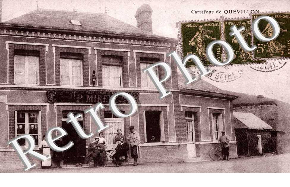 Le Carrefour