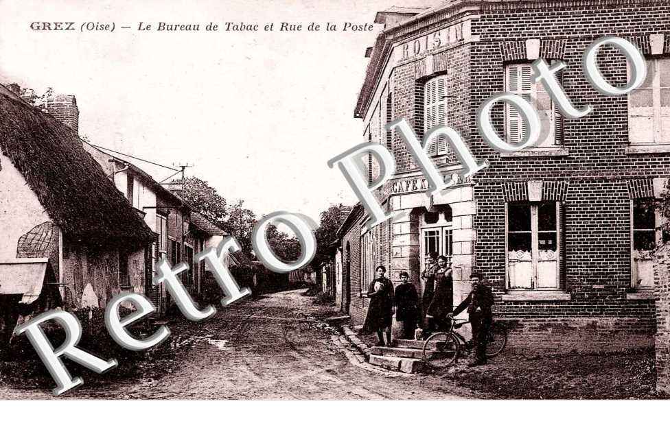 Le Bureau de Tabac et la rue de la Poste