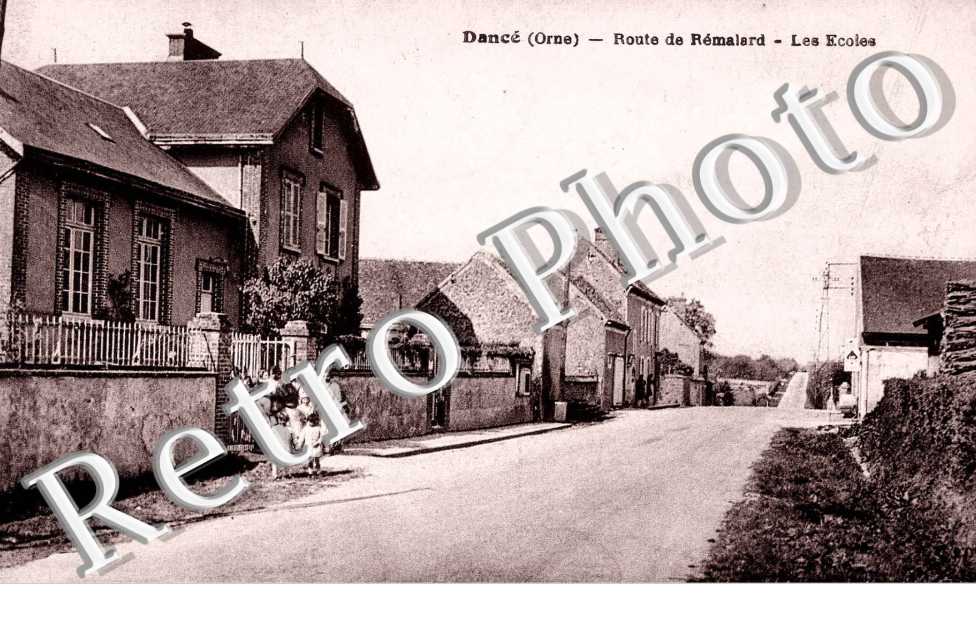 Route de Rémalard - Les Ecoles