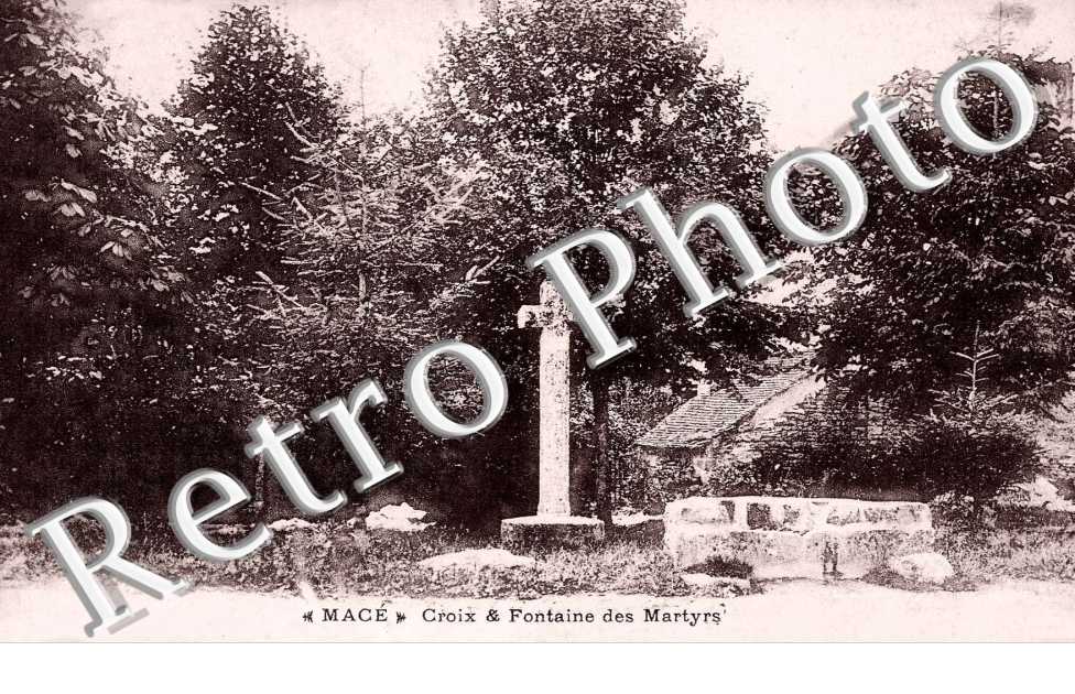 Croix et Fontaine des Martyrs