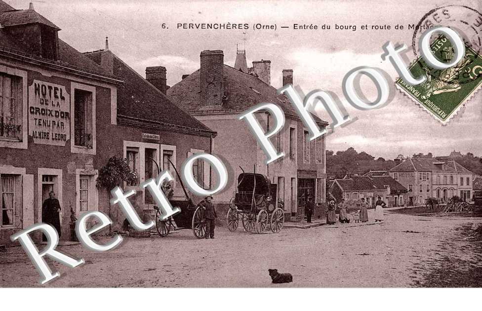 entree du bourg et route de Mortagne