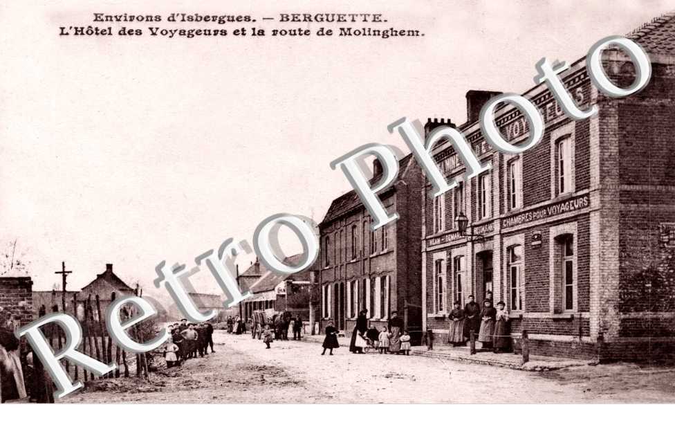 l'hotel des Voyageurs et la route de Molinghem