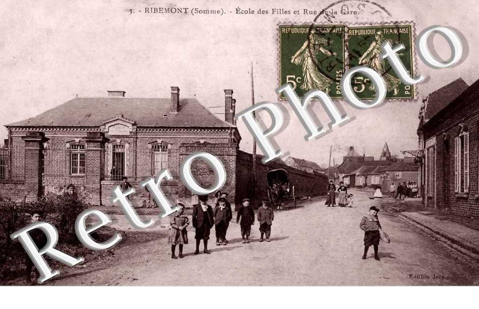 ecole des filles et rue de la Gare