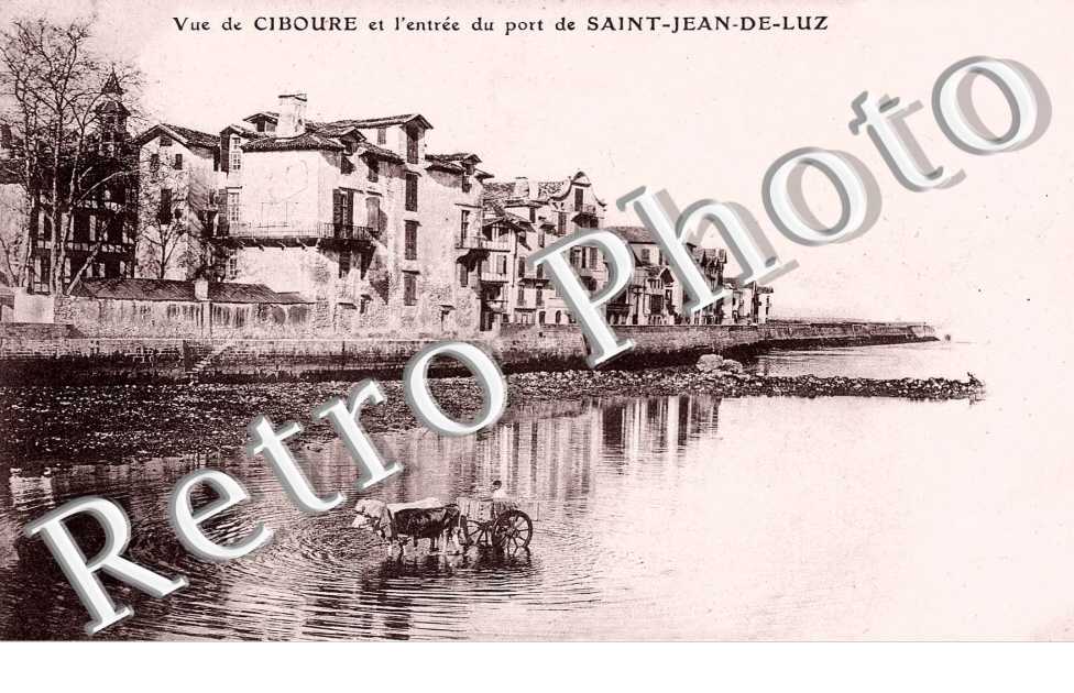 Vue de Ciboure et entree du Port de Saint Jean de Luz