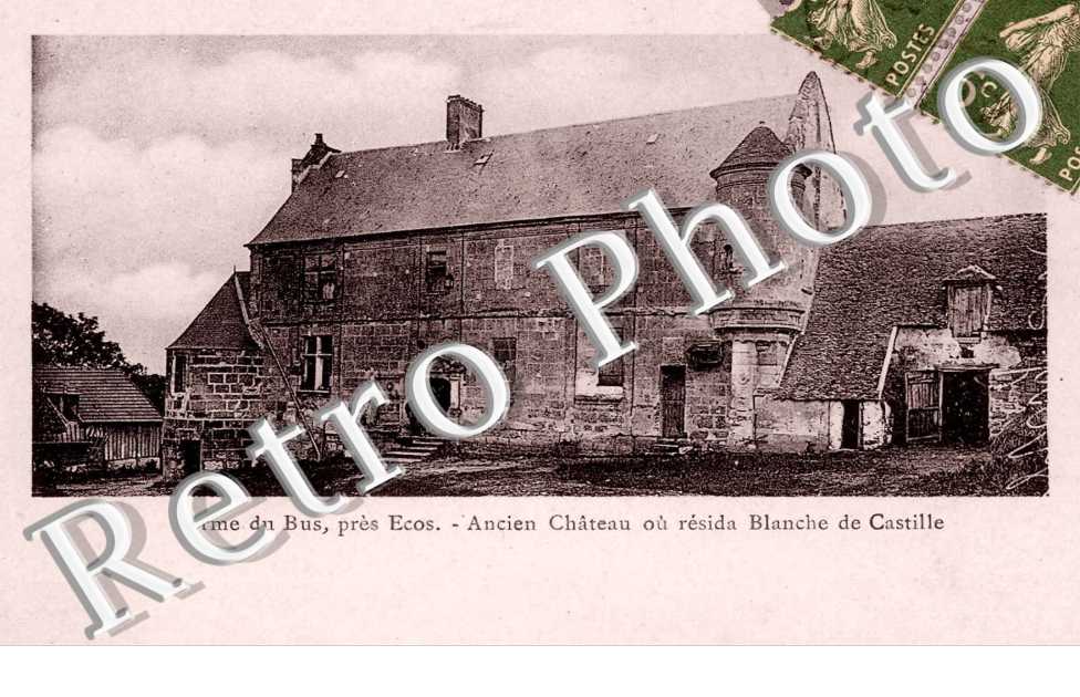 ferme - ancien chateau ou resida Blanche de Castille