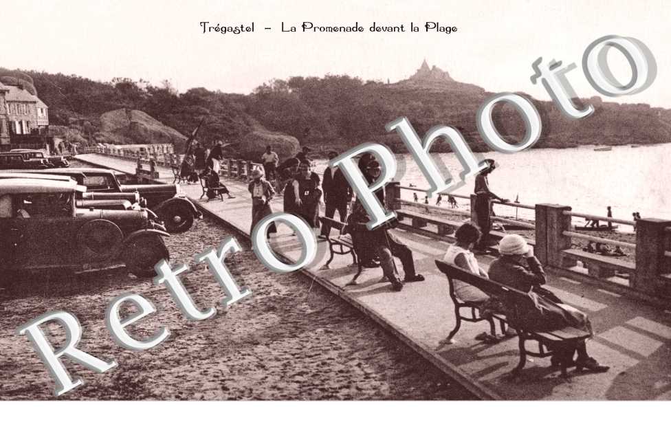 LA PROMENADE DEVANT LA PAGE