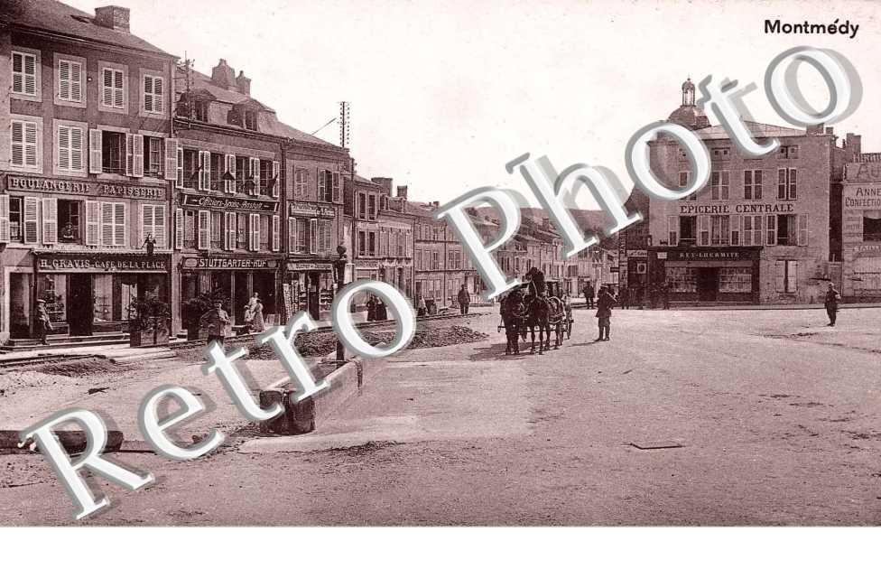 Une Place)