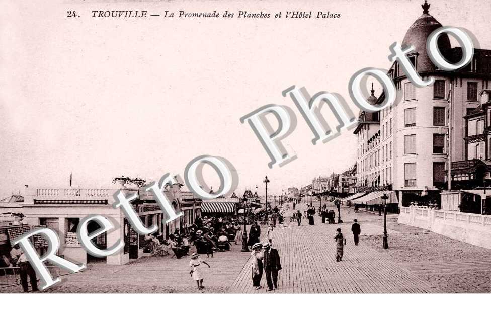 LA PROMENADE DES PLANCHES