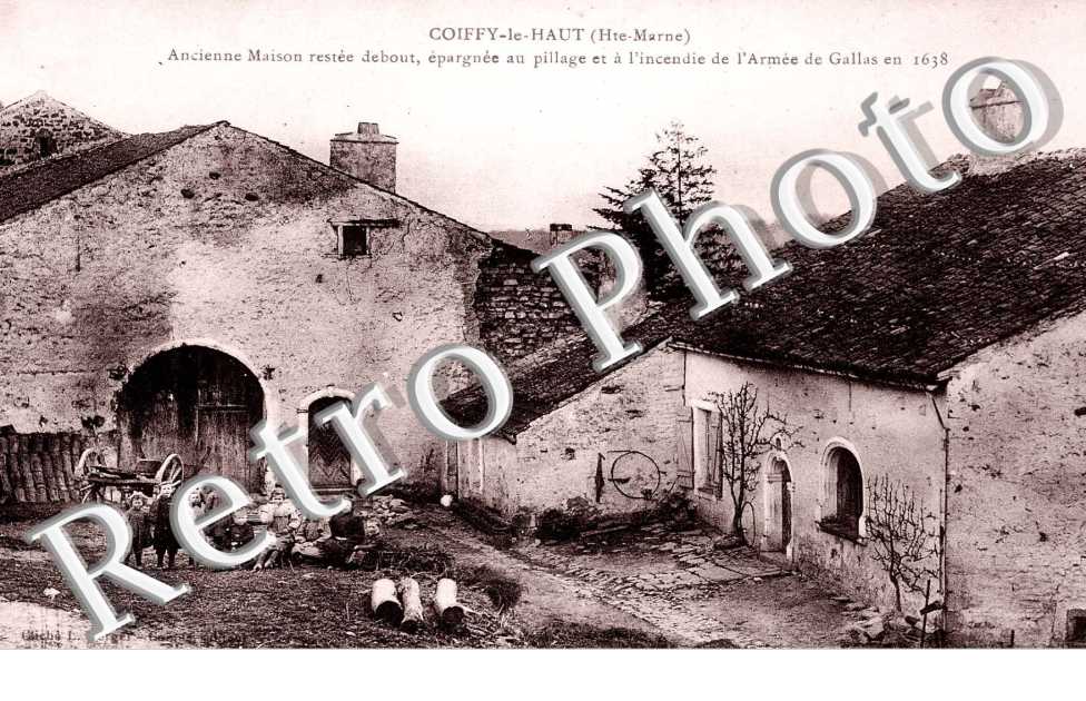 ancienne maison restee debout, epargnee au pillage et a l&#039; incendie de l&#039; armee de Gallas en 1638