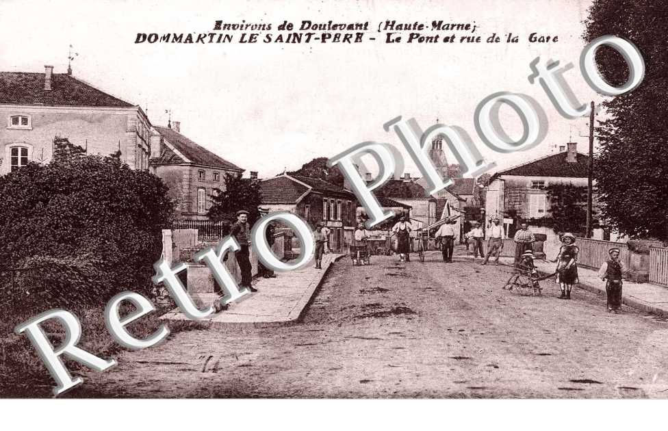 Pont et rue de la gare