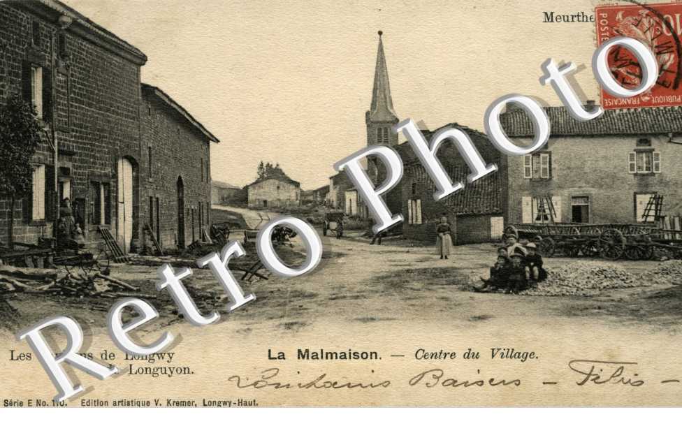La Malmaison, le centre du village
