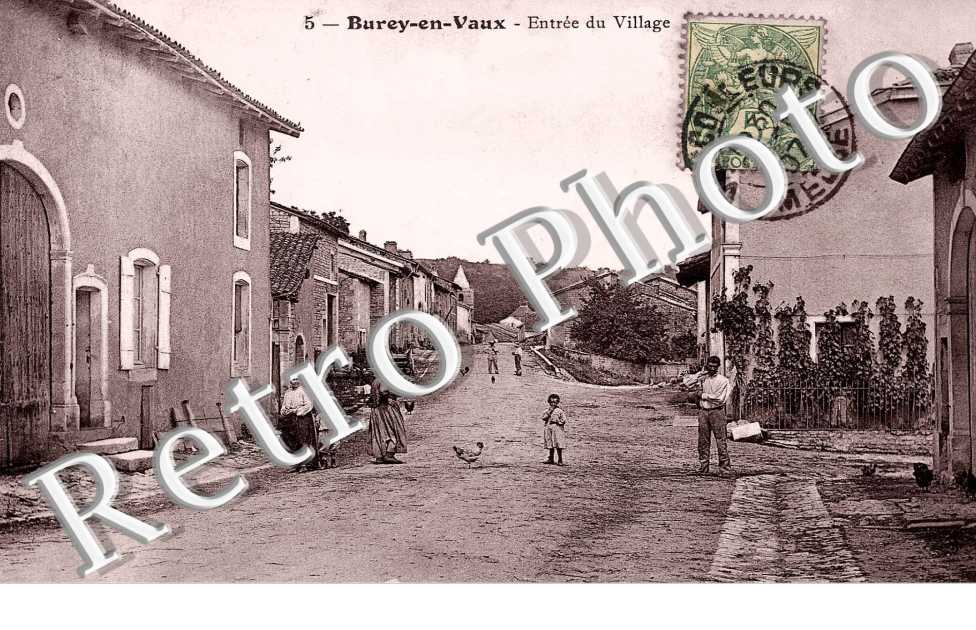 entree du village
