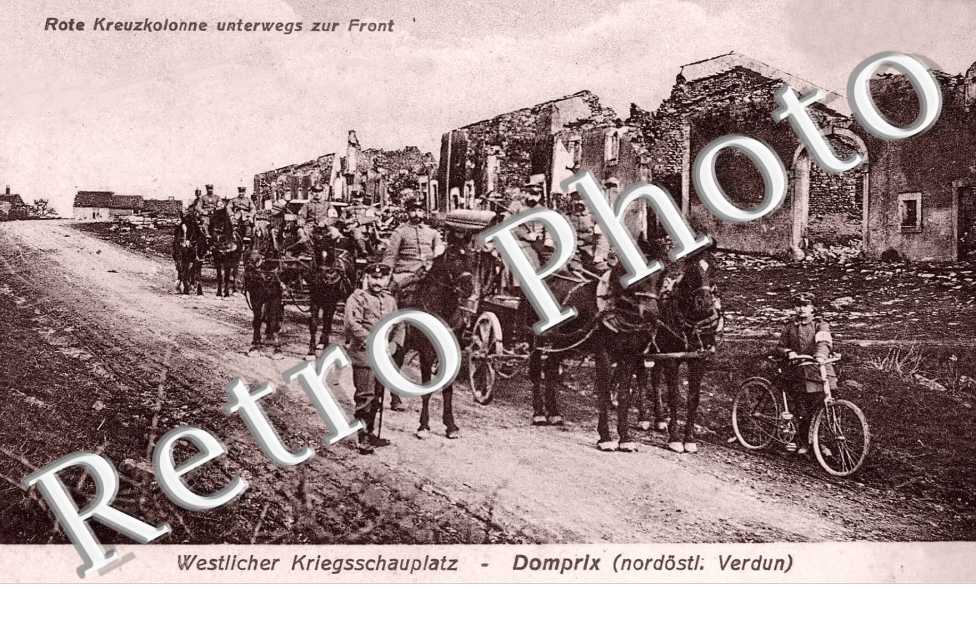 Rote Kreuzkolonnz unterwegs zur front