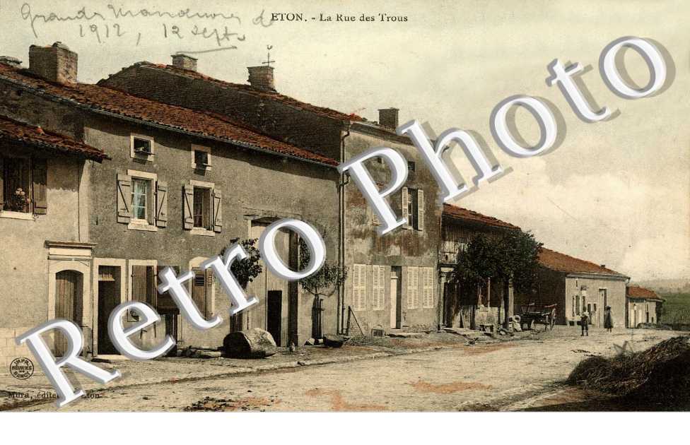 La Rue des Trous
