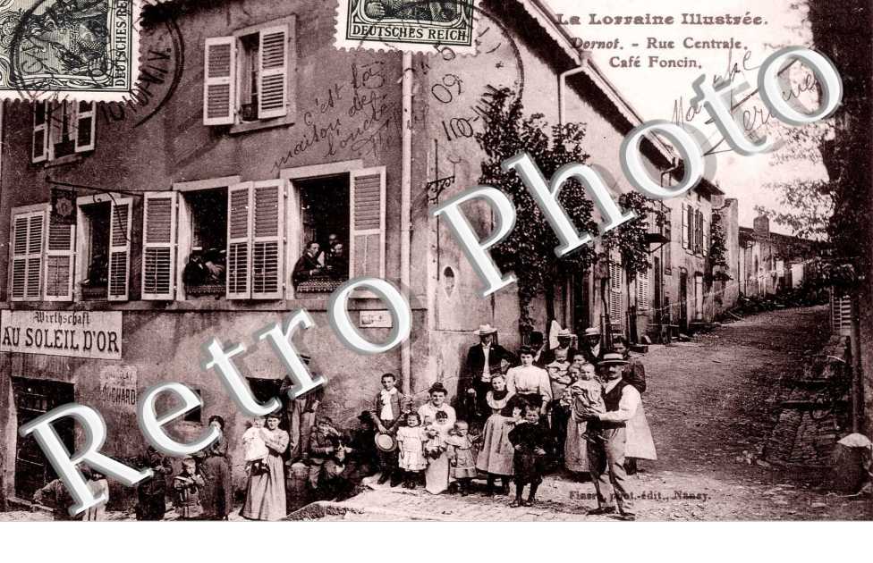 rue centrale Cafe Foncin.