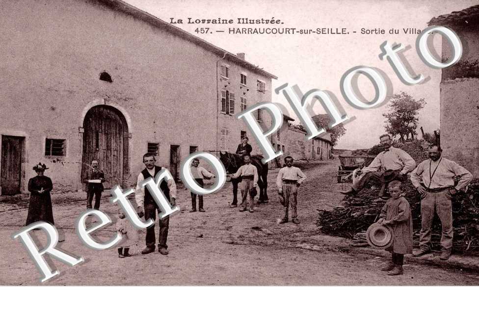 sortie du village   