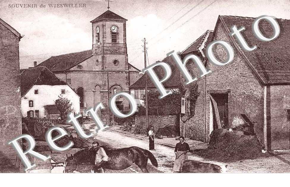 une rue - eglise