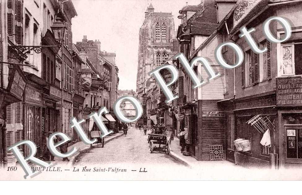 La Rue Saint Vulfran