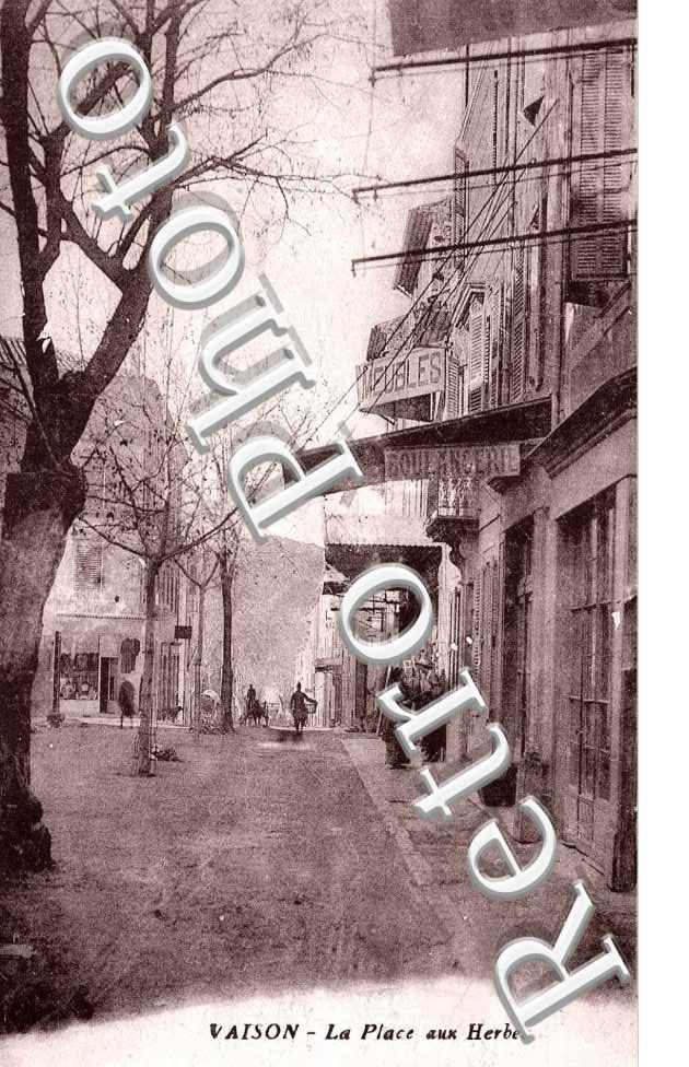 LA PLACE AUX HERBES