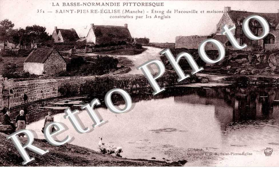 etang de Hacouville et maisons XIIe siecle construites par les anglais
