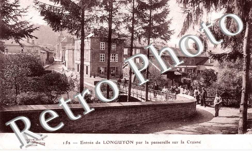 Entree de Longuyon sur la Passerelle sur la Crusne