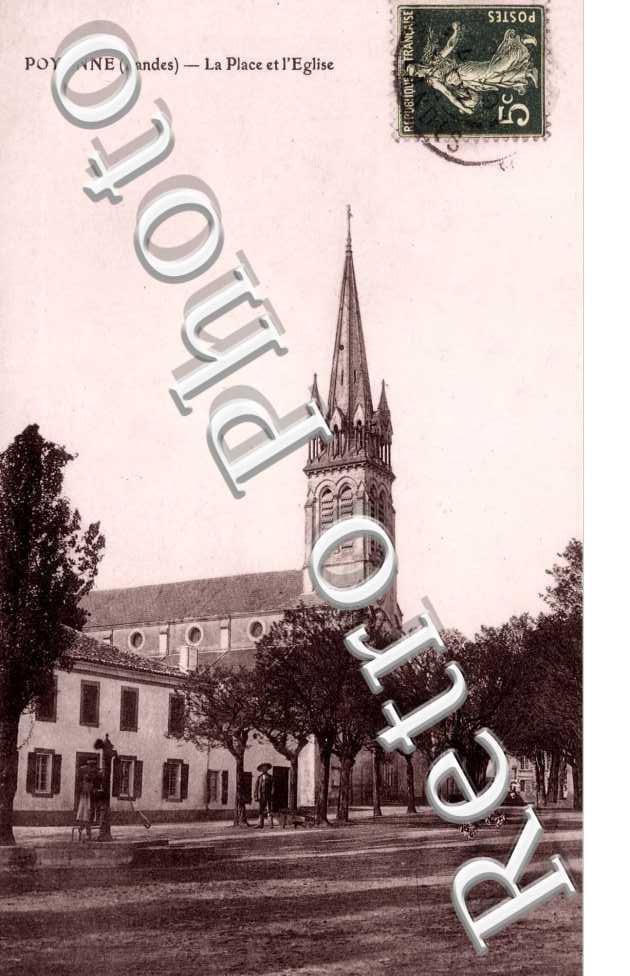 LA PLACE ET L&#039;EGLISE