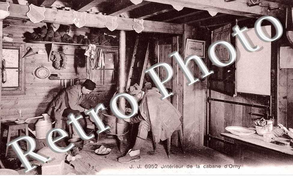 Interieur de la cabane  D&#039;Orny