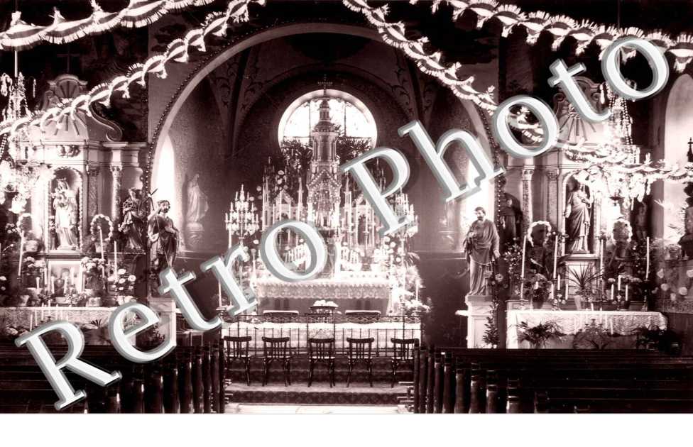 Interieur de l'eglise