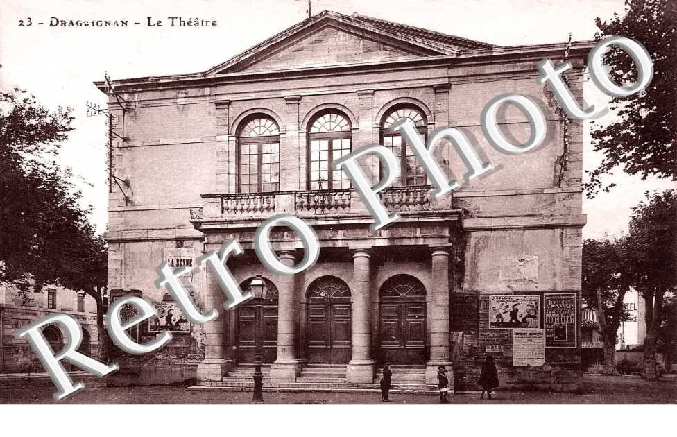 Le Théatre