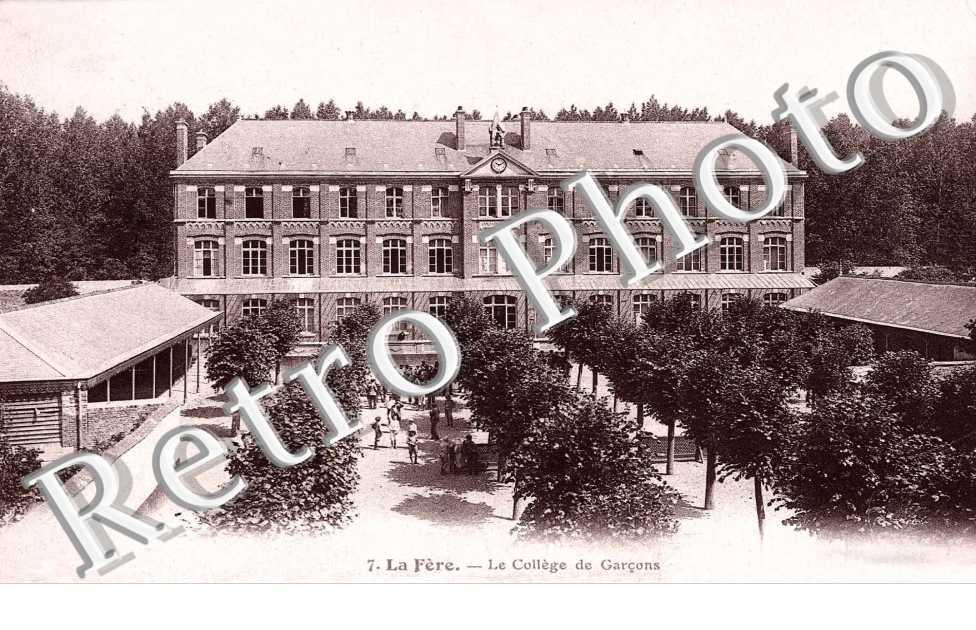 LE COLLEGE DE GARCONS
