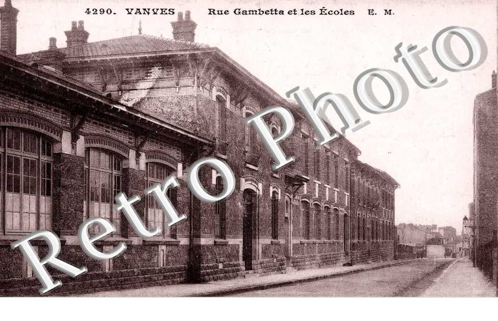 Rue Gambetta et les écoles