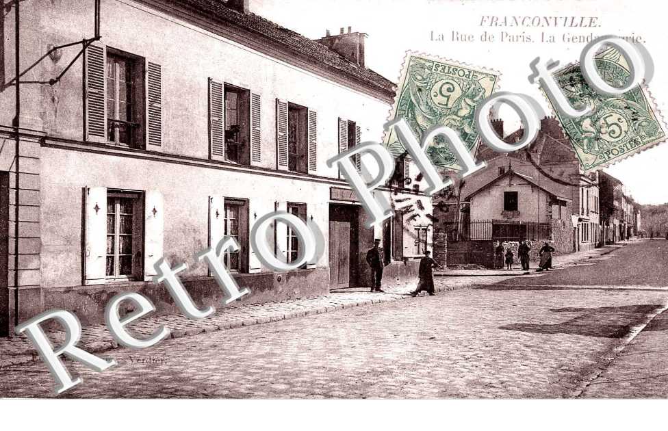 La rue de Paris et la gendarmerie