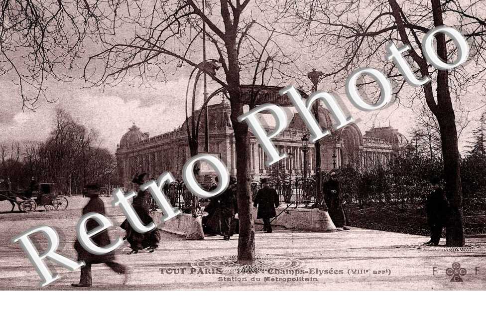Champs-Elysees, station du metropolitain