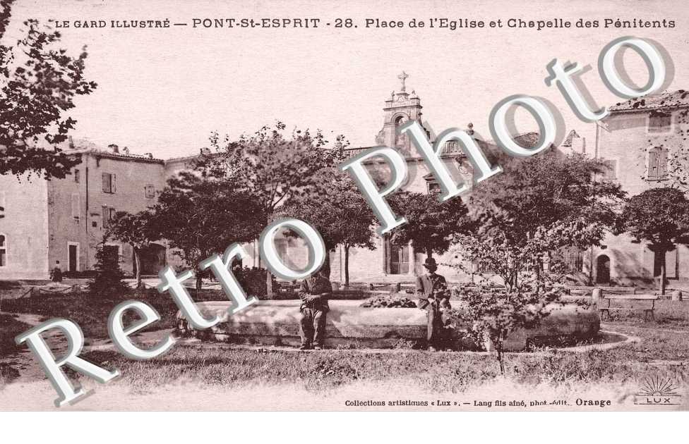 place de l&#039;eglise et chapelle des penitents