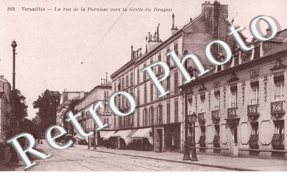 LA RUE DE LA PAROISSE