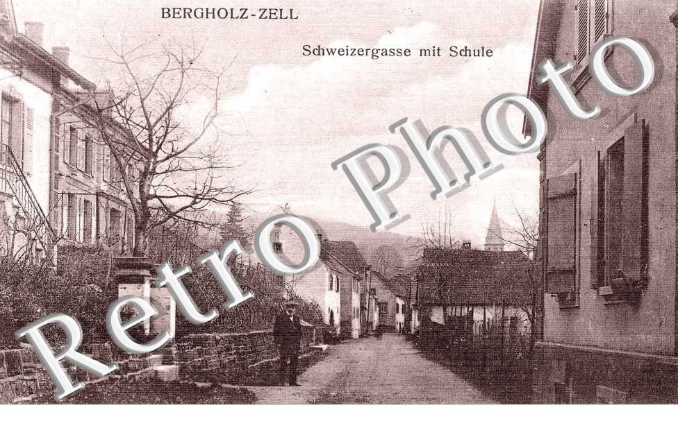 schweizergasse mit schule