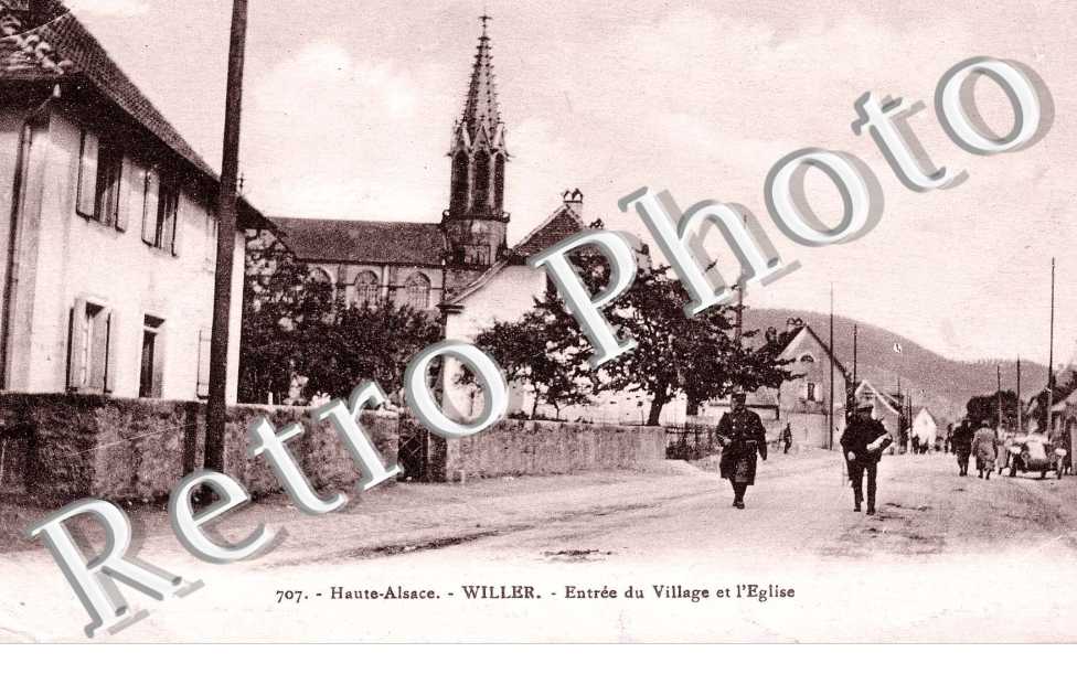 entree du village et l&#039;eglise