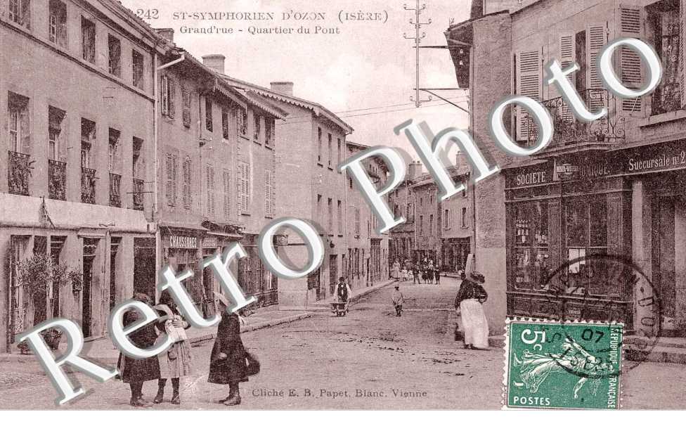 Grande rue, quartier du pont
