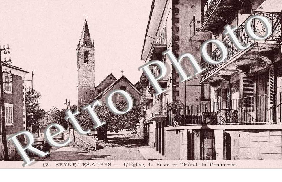 L'EGLISE, LA POSTE ET L'HOTEL DE VILLE