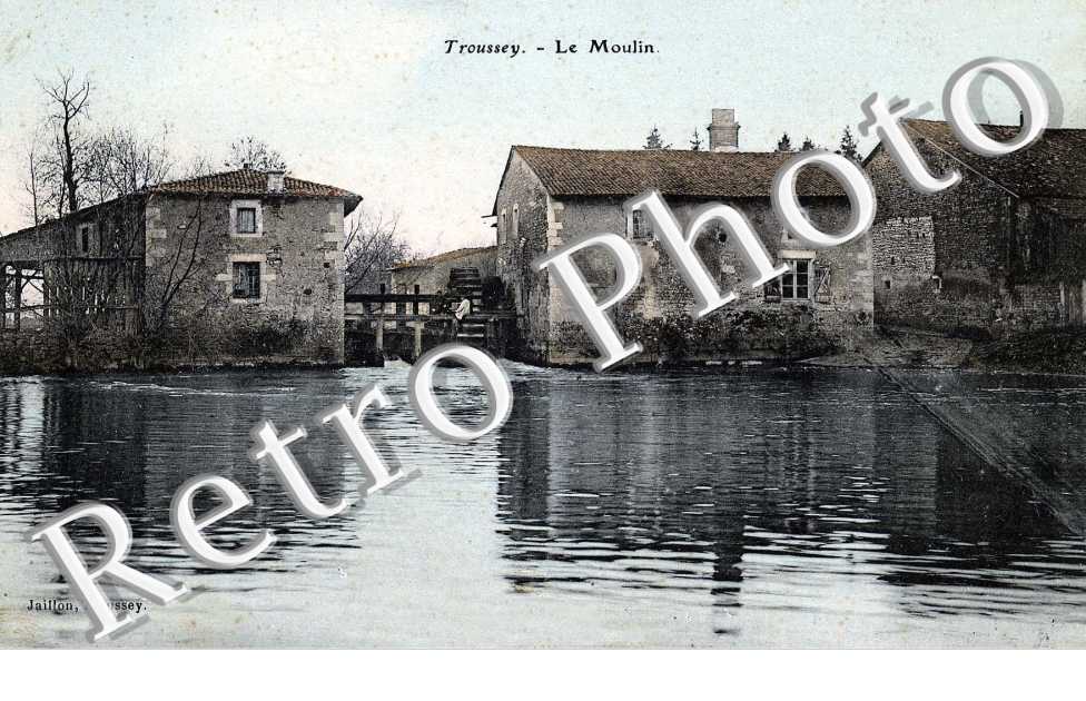 Le Moulin